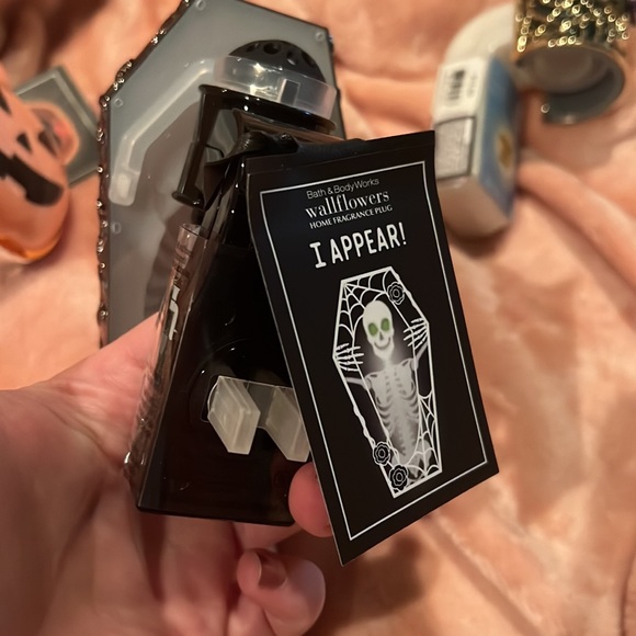 Halloween Wallflower bundle - Picture 7 of 9